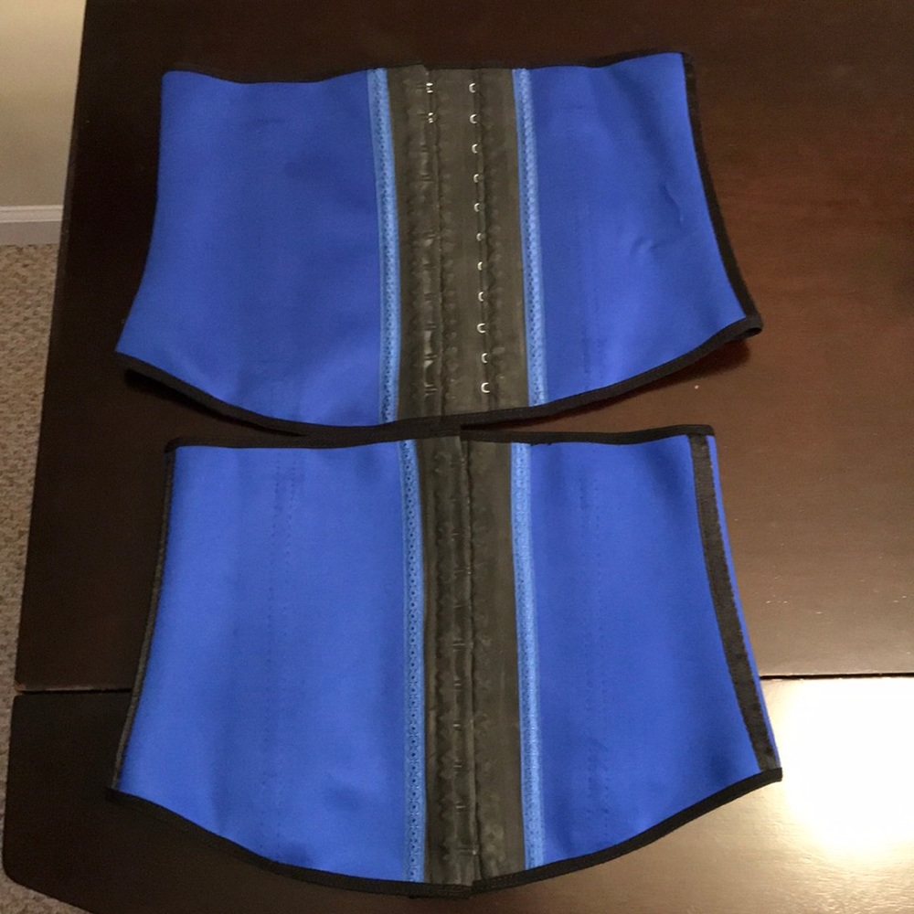 Ann Chery: Two identical waist trainers - Picture 13 of 16